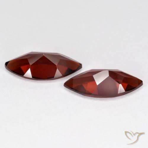 Shop natural 3.97ct Rouge moyen Grenat pyrope gems, Marquise, from Mozambique at GemSelect. In stock, global shipping!