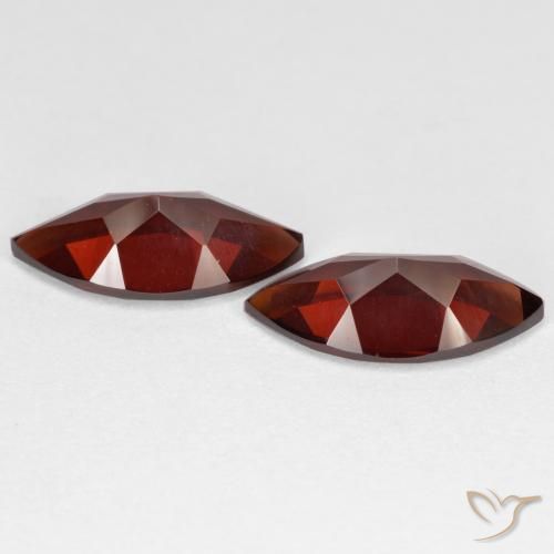 Shop natural 4.13ct Rouge Sangria Grenat pyrope gems, Marquise, from Mozambique at GemSelect. In stock, global shipping!