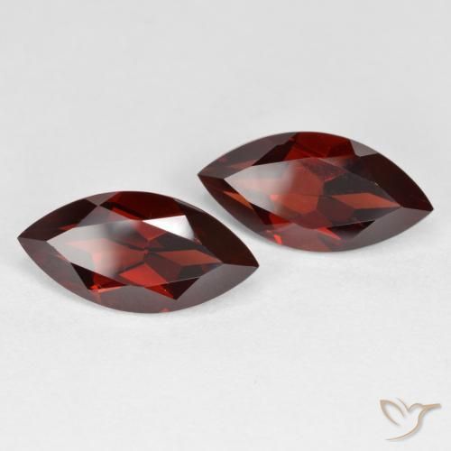 Shop natural 4.45ct Rouge foncé Grenat pyrope gems, Marquise, from Mozambique at GemSelect. In stock, global shipping!