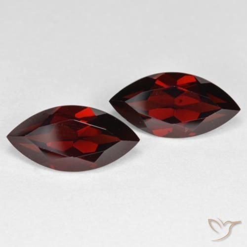 Shop natural 4.58ct Rouge foncé Grenat pyrope gems, Marquise, from Mozambique at GemSelect. In stock, global shipping!
