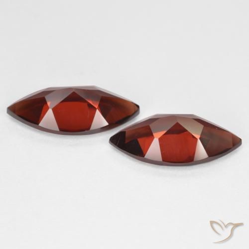 Shop natural 4.09ct Rouge foncé Grenat pyrope gems, Marquise, from Mozambique at GemSelect. In stock, global shipping!