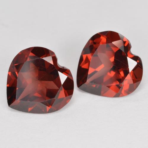 Achetez naturel 3.67ct Rouge moyen Grenat pyrope gems, Forme de coeur, En provenance Mozambique chez GemSelect. En stock, livraison internationale!