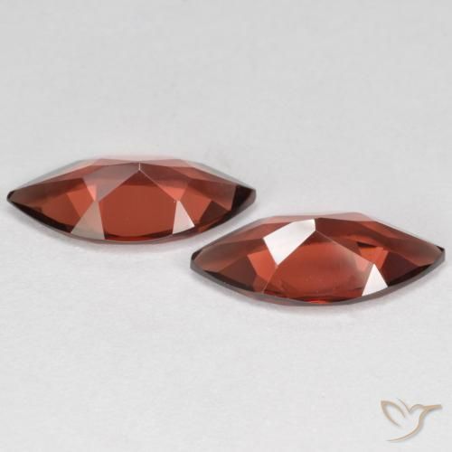 Shop natural 3.49ct Rouge Sangria Grenat pyrope gems, Marquise, from Mozambique at GemSelect. In stock, global shipping!