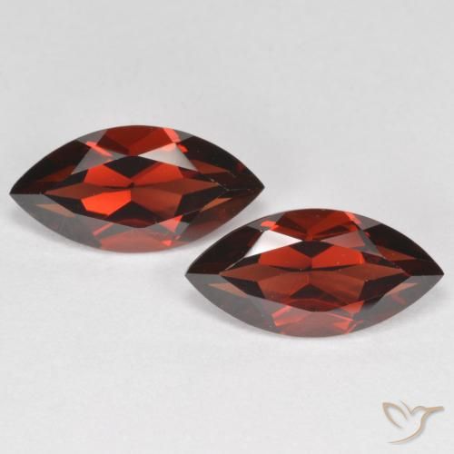 4.38ctw Naturel Rouge sang profond Grenat pyrope, Marquise, VVS