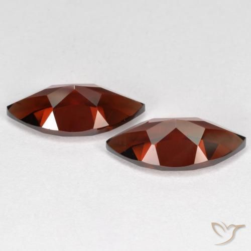 Shop natural 4.38ct Rouge sang profond Grenat pyrope gems, Marquise, from Mozambique at GemSelect. In stock, global shipping!