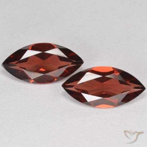 3.81ctw Naturel Rouge moyen Grenat pyrope, Marquise, VVS