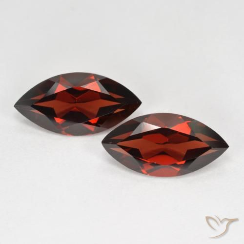 4.05ctw Naturel Rouge sang profond Grenat pyrope, Marquise, VVS-VS