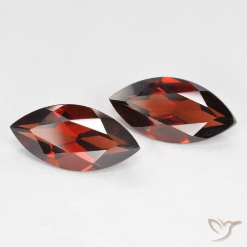 Shop natural 3.89ct Rouge foncé Grenat pyrope gems, Marquise, from Mozambique at GemSelect. In stock, global shipping!