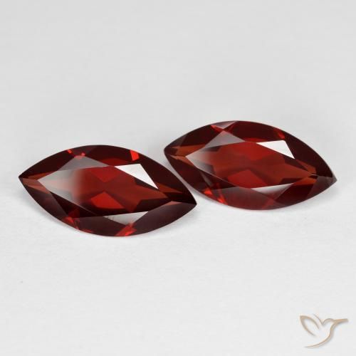 Shop natural 3.60ct Rouge Sangria Grenat pyrope gems, Marquise, from Mozambique at GemSelect. In stock, global shipping!