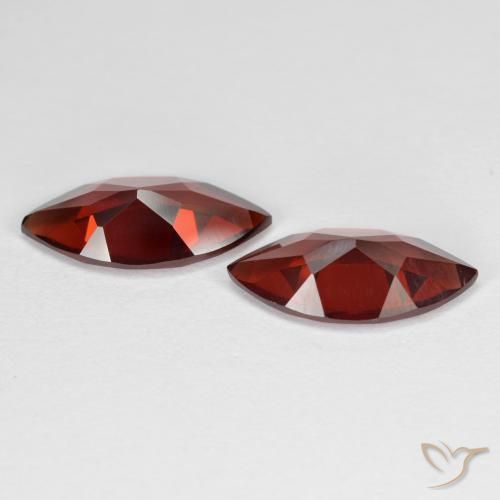Shop natural 3.60ct Rouge Sangria Grenat pyrope gems, Marquise, from Mozambique at GemSelect. In stock, global shipping!