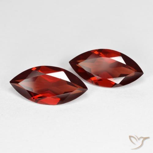 Shop natural 3.60ct Rouge moyen Grenat pyrope gems, Marquise, from Mozambique at GemSelect. In stock, global shipping!