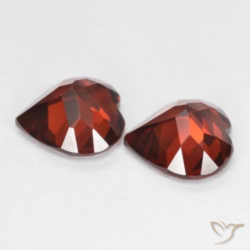 Shop natural 3.50ct Rouge groseille Grenat pyrope gems, Cœur, from Mozambique at GemSelect. In stock, global shipping!