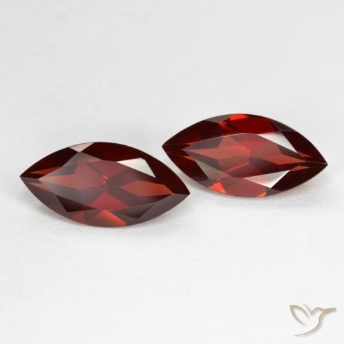 Shop natural 4.37ct Rouge sang profond Grenat pyrope gems, Marquise, from Mozambique at GemSelect. In stock, global shipping!