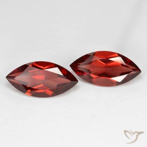 Shop natural 4.21ct Rouge foncé Grenat pyrope gems, Marquise, from Mozambique at GemSelect. In stock, global shipping!