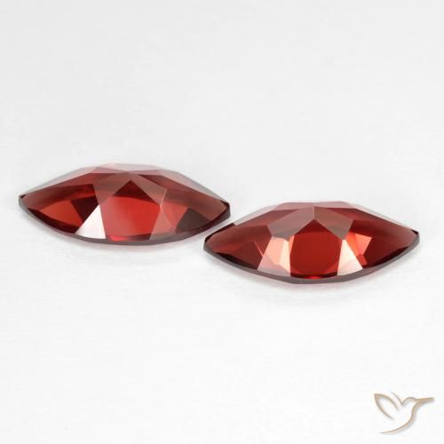 Shop natural 3.85ct Rouge groseille Grenat pyrope gems, Marquise, from Mozambique at GemSelect. In stock, global shipping!