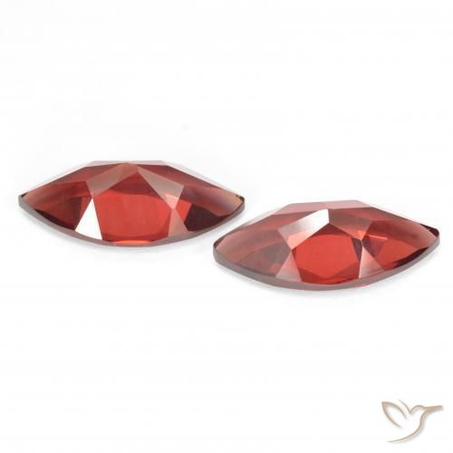 Shop natural 3.96ct Rouge moyen Grenat pyrope gems, Marquise, from Mozambique at GemSelect. In stock, global shipping!