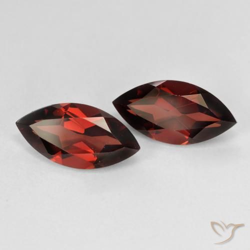 Shop natural 4.37ct Rouge moyen Grenat pyrope gems, Marquise, from Mozambique at GemSelect. In stock, global shipping!
