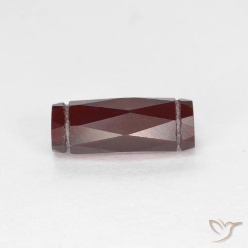 Grenat pyrope Rouge foncé naturelle Fantaisie, 1.49 ct, VS