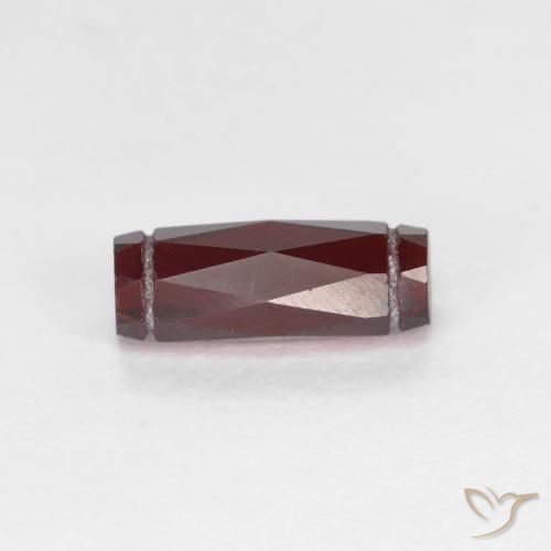 Grenat pyrope Rouge foncé naturelle Fantaisie, 1.42 ct, VS