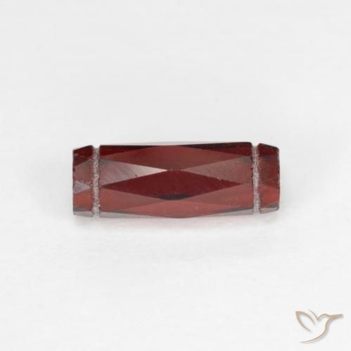 Grenat pyrope Rouge foncé naturelle Fantaisie, 1.38 ct, VS