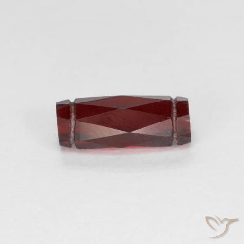 Grenat pyrope Rouge foncé naturelle Fantaisie, 1.30 ct, VS