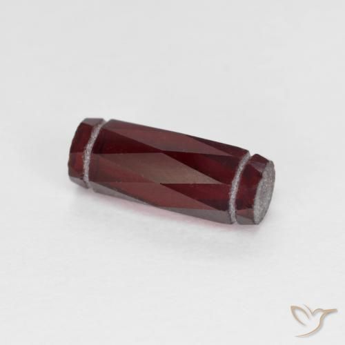 Grenat pyrope Rouge foncé naturelle Fantaisie, 1.60 ct, VS