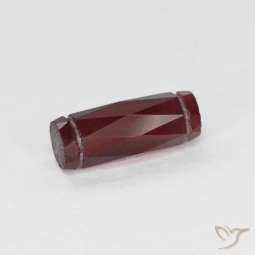 Grenat pyrope Rouge foncé naturelle Fantaisie, 1.47 ct, VS