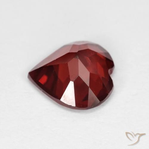 Grenat pyrope Rouge moyen naturelle Cœur, 1.70 ct, VVS