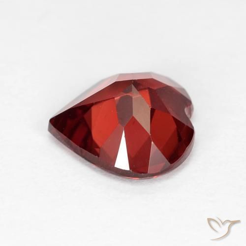 Grenat pyrope Rouge moyen naturelle Cœur, 1.80 ct, VVS
