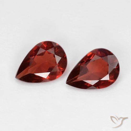 1.32ctw Naturel Rouge foncé Grenat pyrope, En forme de poire, VVS-VS