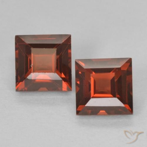 1.06ctw Naturel Rouge vif Grenat pyrope, Carré, VS
