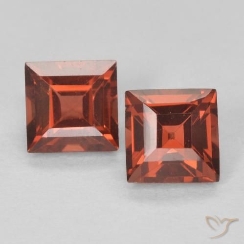 0.90ctw Naturel Rouge moyen Grenat pyrope, Carré, VVS-VS