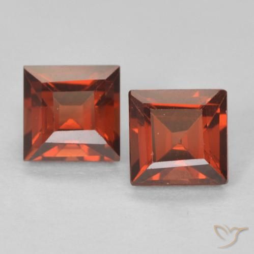 0.99ctw Naturel Rouge moyen Grenat pyrope, Carré, VVS-VS