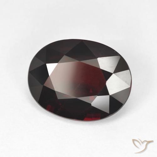 Grenat pyrope Rouge noirâtre naturelle ovale, 6.48 ct, VVS-VS