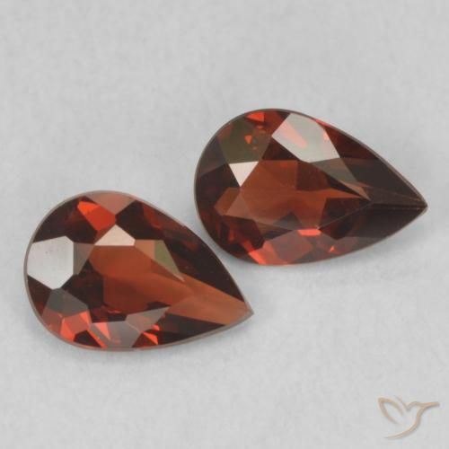 Shop natural 1.18ct Rouge Sangria Grenat pyrope gems, En forme de poire, from États Unis at GemSelect. In stock, global shipping!