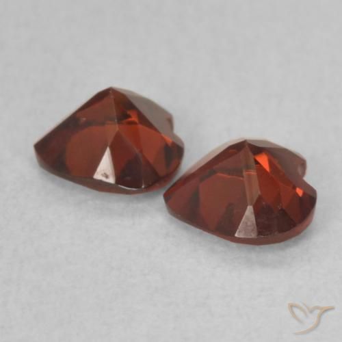 Shop natural 1.01ct Rouge Sangria Grenat pyrope gems, Cœur, from États Unis at GemSelect. In stock, global shipping!
