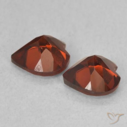Shop natural 1.07ct Rouge groseille Grenat pyrope gems, Cœur, from États Unis at GemSelect. In stock, global shipping!