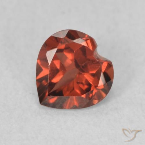 0.59ct Naturel Rouge foncé Grenat pyrope, Cœur, VVS