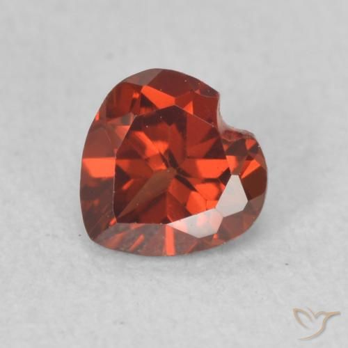 0.62ct Naturel Rouge foncé Grenat pyrope, Cœur, VVS