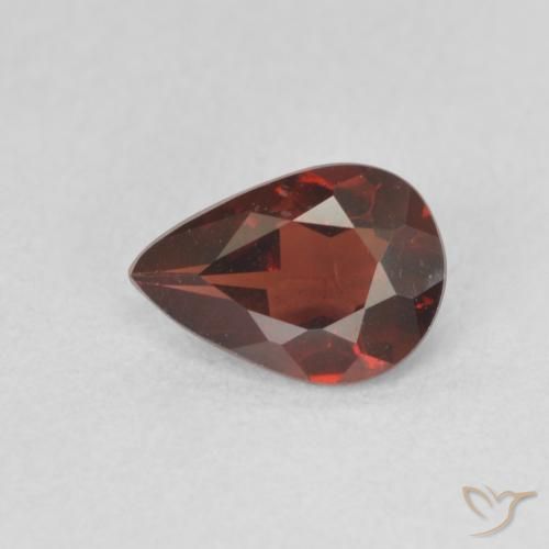 Grenat pyrope Rouge foncé naturelle En forme de poire, 0.73 ct, VVS-VS