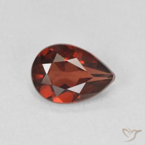 Grenat pyrope Rouge foncé naturelle En forme de poire, 0.77 ct, VS