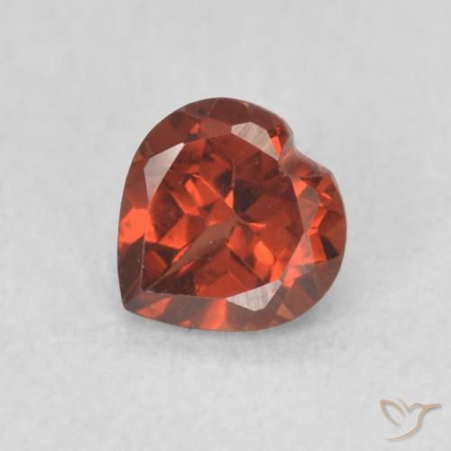 0.61ct Naturel Rouge vif Grenat pyrope, Cœur, VS