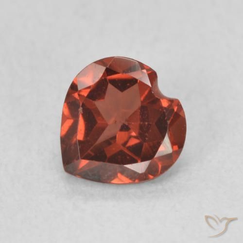 0.61ct Naturel Medium Dark-Red Grenat pyrope, Cœur, VS