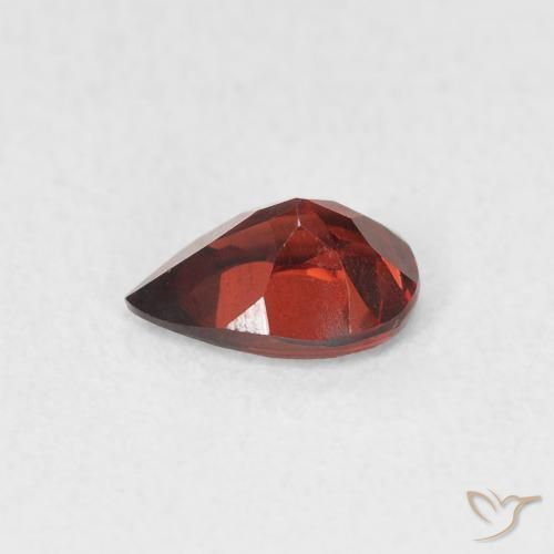 Grenat pyrope Rouge groseille naturelle En forme de poire, 0.78 ct, VVS