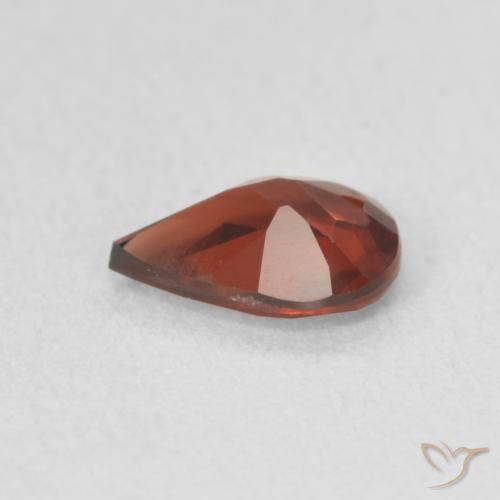 Grenat pyrope Rouge Sangria naturelle En forme de poire, 0.70 ct, VVS