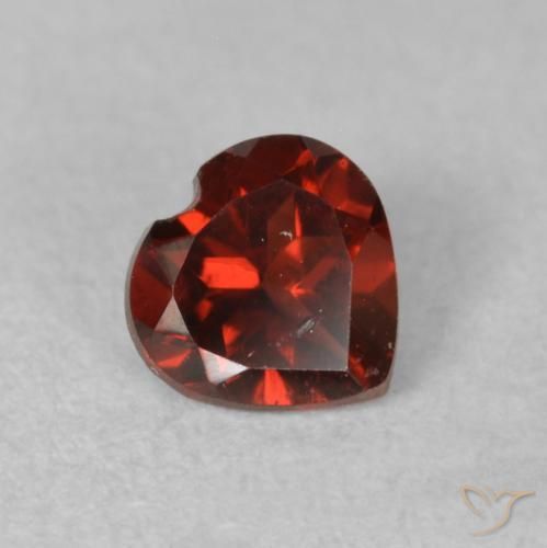 0.60ct Naturel Rouge moyen Grenat pyrope, Cœur, VS