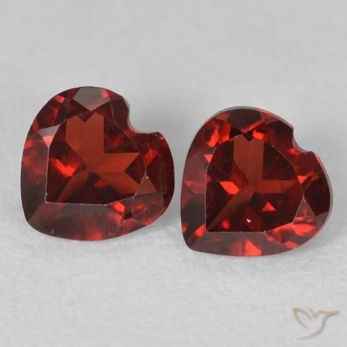 1.02ctw Naturel Rouge foncé Grenat pyrope, Cœur, VVS-VS