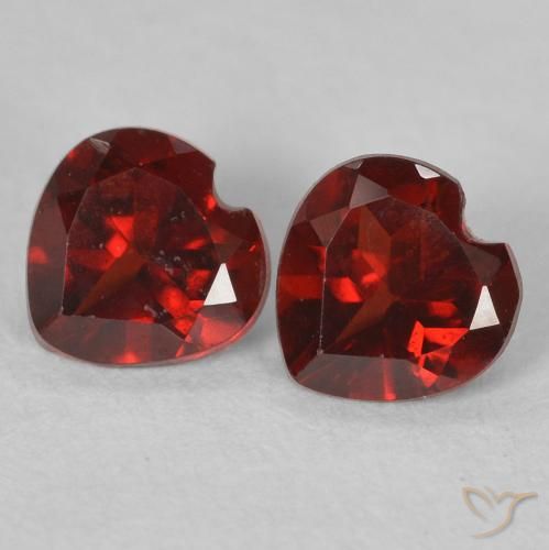 1.06ctw Naturel Rouge Sangria Grenat pyrope, Cœur, VS