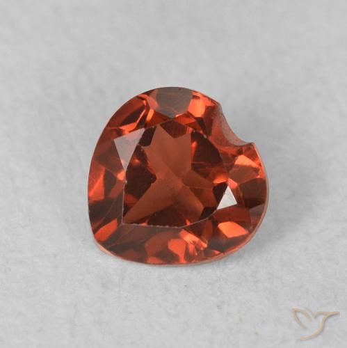 0.61ct Naturel Medium Dark-Red Grenat pyrope, Cœur, VVS-VS