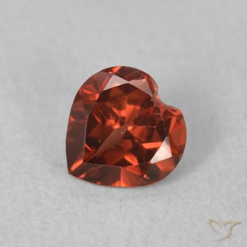 0.60ct Naturel Rouge Sangria Grenat pyrope, Cœur, VS